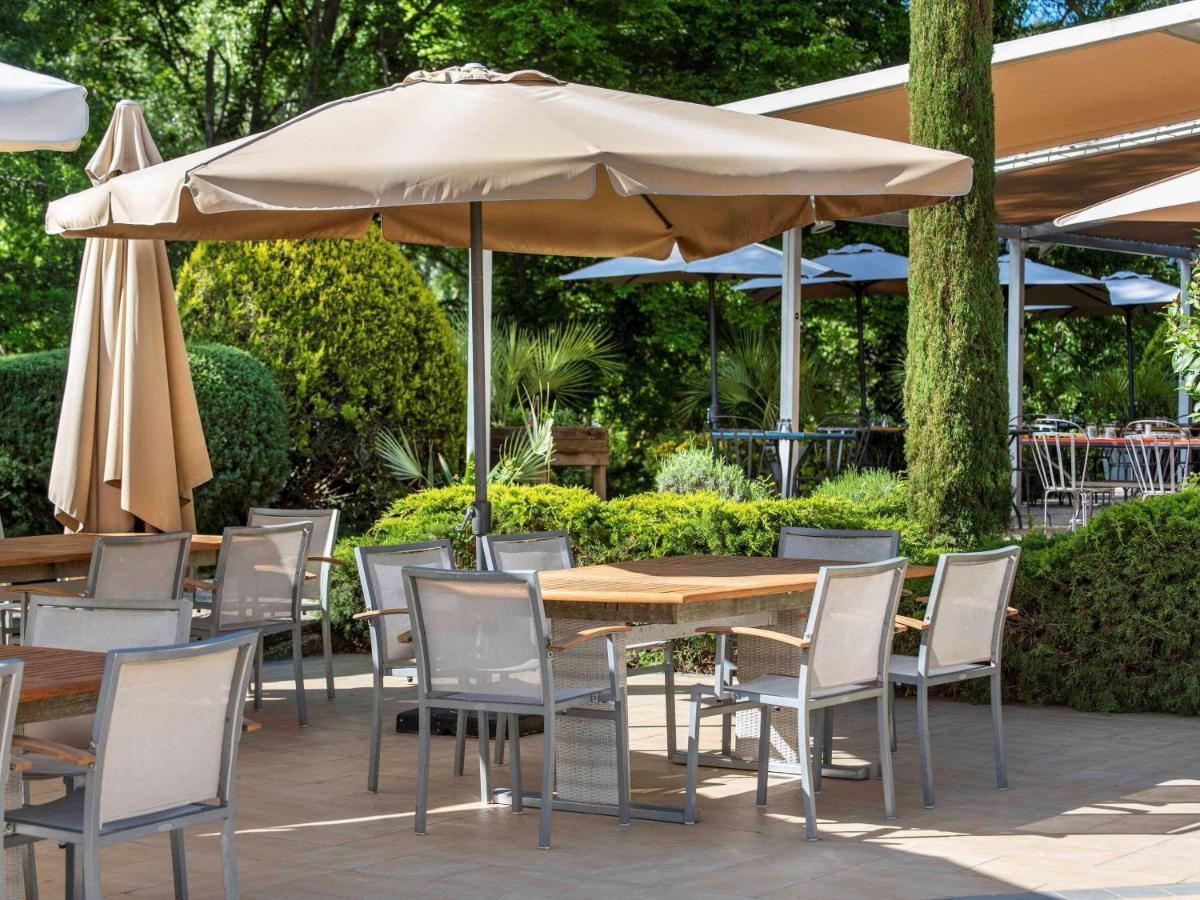 Novotel Aix-En-Provence Pont De L'Arc Esterno foto