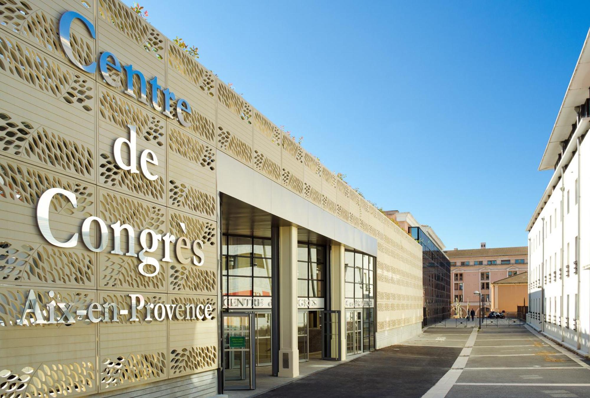 Novotel Aix-En-Provence Pont De L'Arc Esterno foto