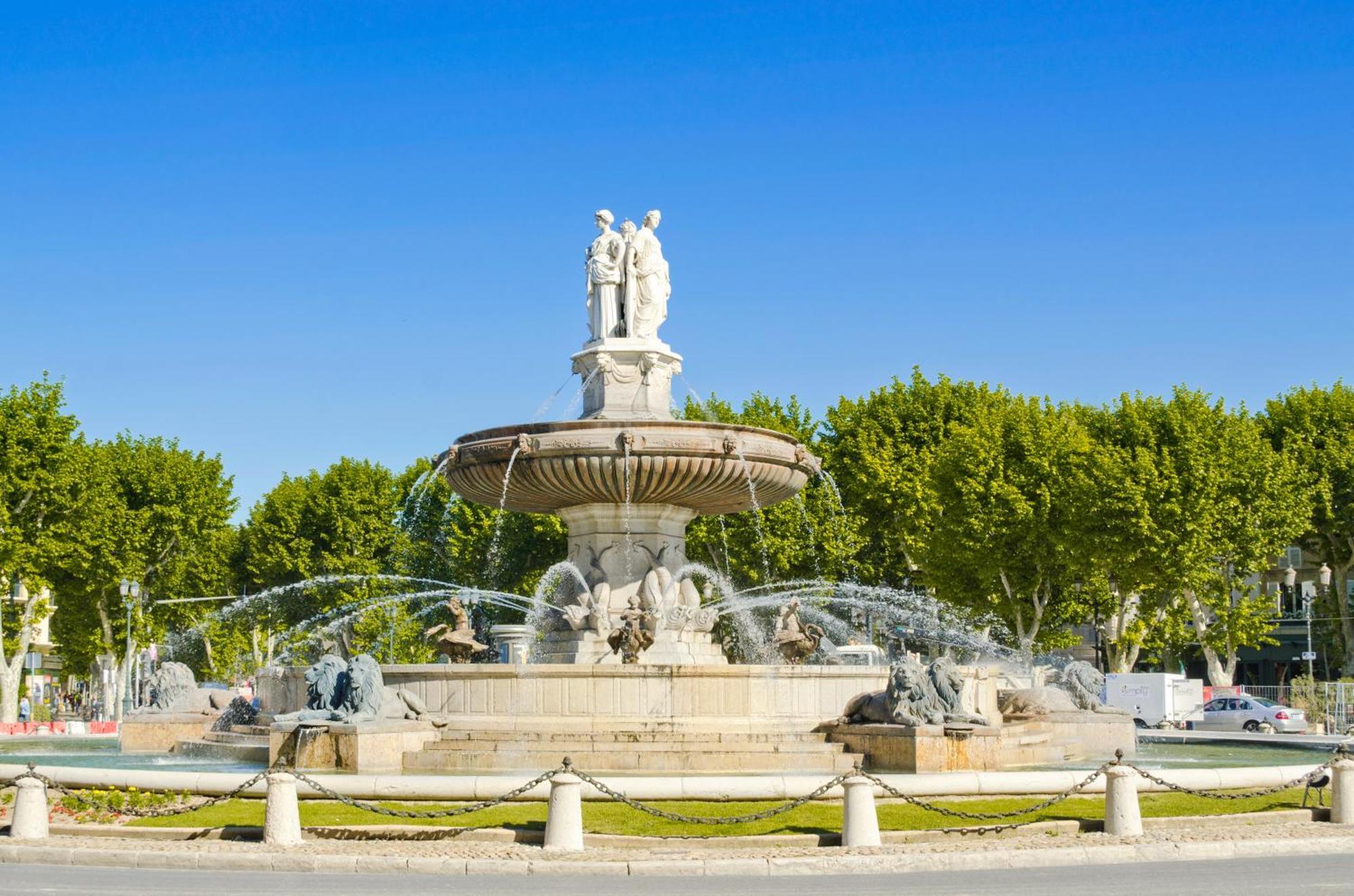 Novotel Aix-En-Provence Pont De L'Arc Esterno foto
